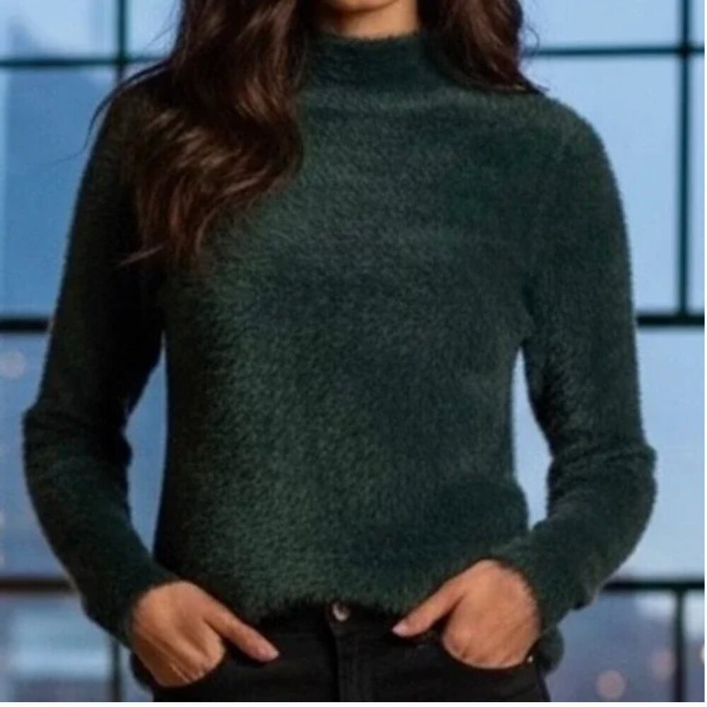 Babaton Kuma Sweater Mock Neck Cropped Top Stretch Fuzzy Scarab Green Size Small